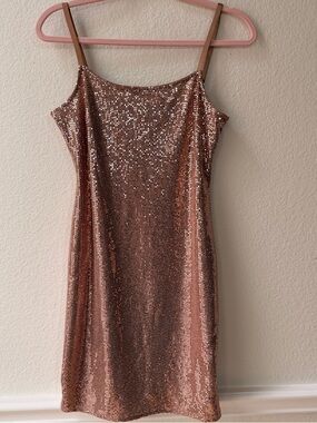 Bebe Nude Sequin Mini Dress Sparkly Bodycon Spaghetti Strap Y2K Party Club M